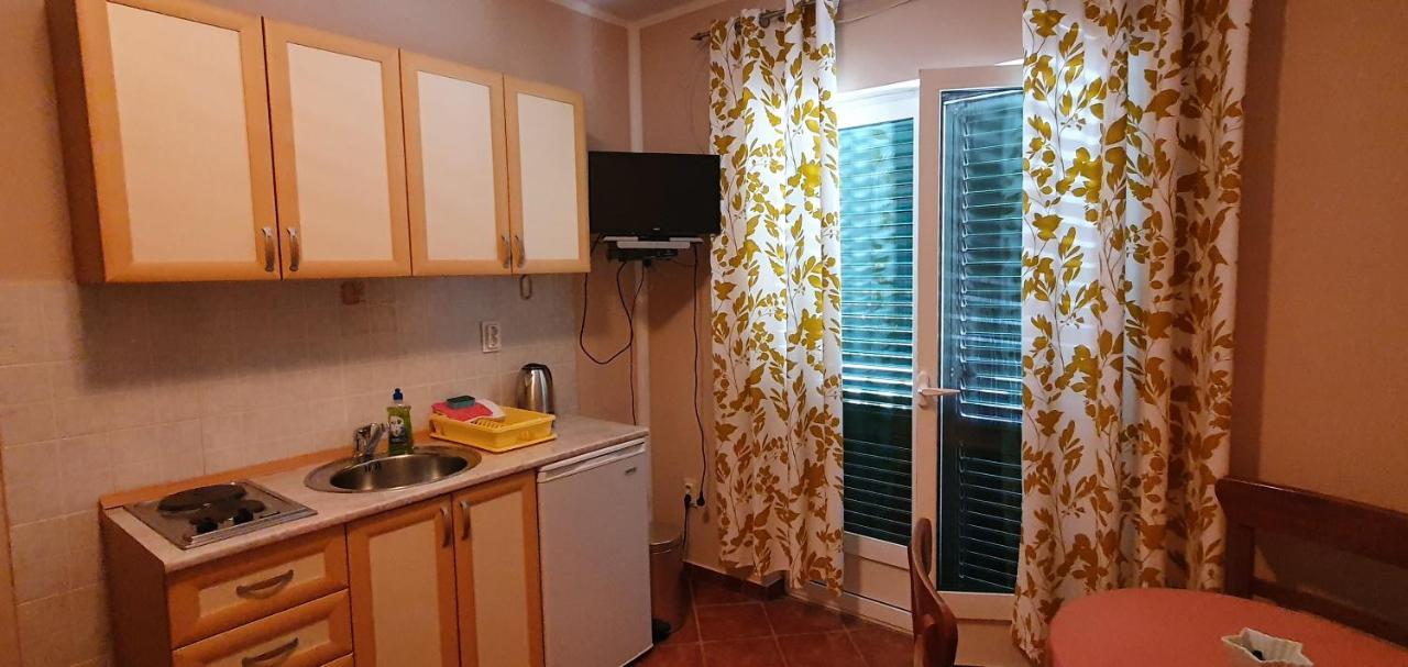 Lav Apartments Herceg Novi Bagian luar foto
